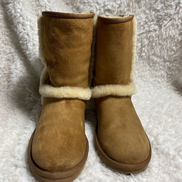 UGG chestnut leather suede with fur accents and metal back plate size 8 - Picture 5 of 16